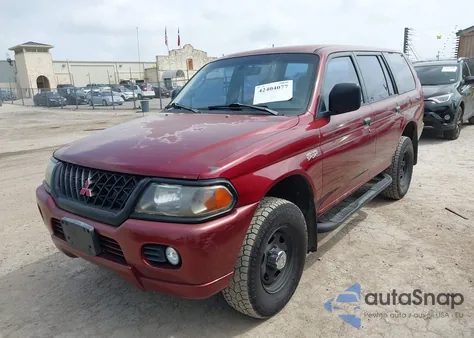 2000 Mitsubishi Montero Sport Es from USA, damaged, VIN JA4LS21H7YP813419